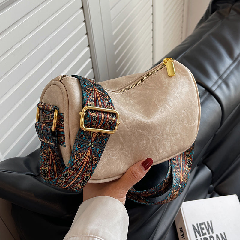 Bolso Dumpling de Hombro — Correa Estampada Ajustable